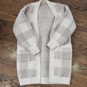 Label Of Love Women Size Small (Fits Up To Medium)Cozy Checkered Knit Cardigan